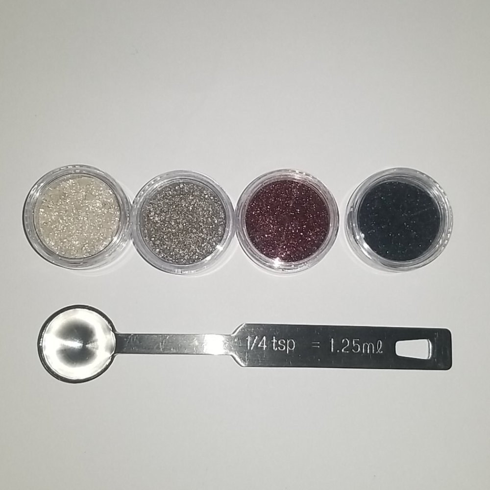 MAC COSMETICS PIGMENT SAMPLES - Picture 2 of 4